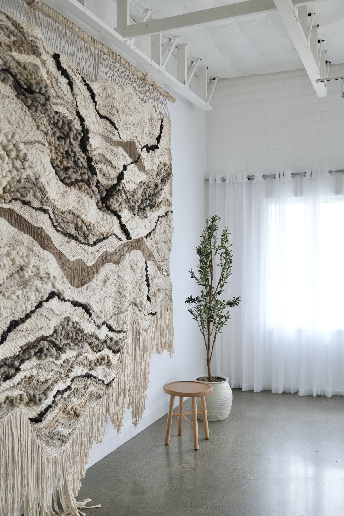 Arroyo of the Infinite Well